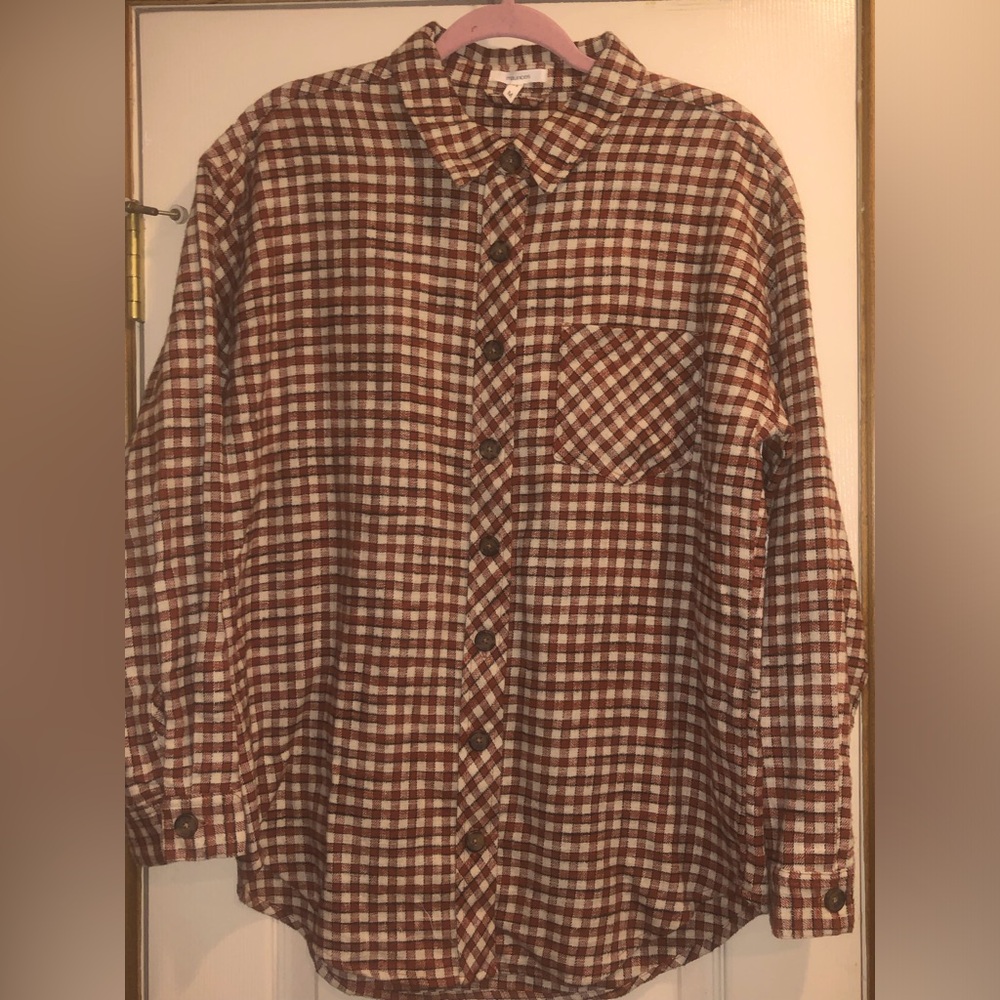 Womens plaid flannel shirt